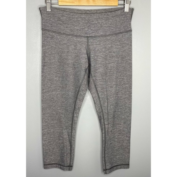LULULEMON Heathered Slate Wunder Under Crop III - Picture 1 of 7